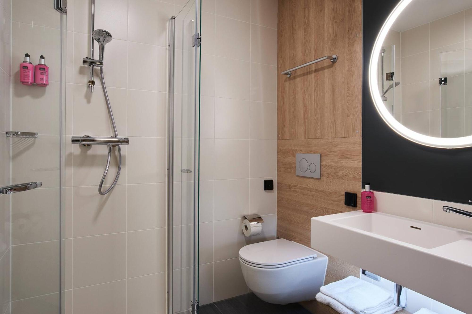 Hotel Moxy 3*